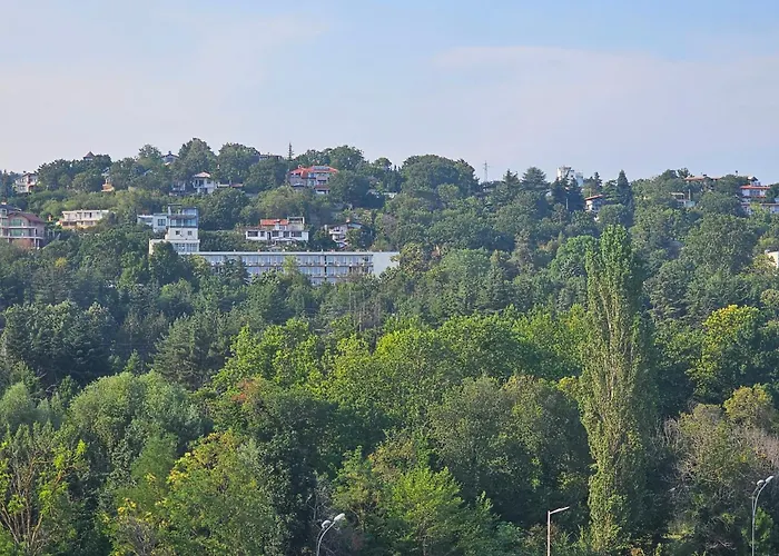 Διαμέρισμα Elena Place Bŭnzarito